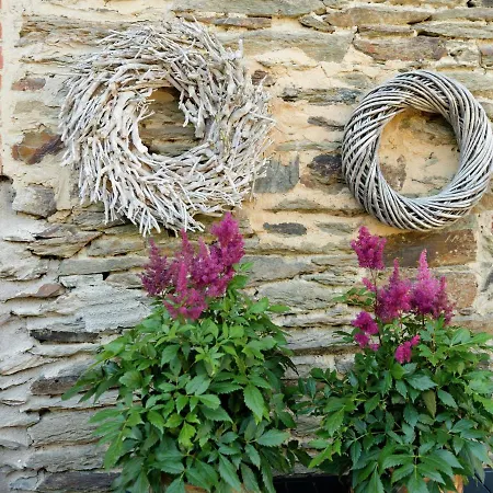 Ξενοδοχείο Tastefully Furnished Located In The Heart Of The Ardennes Houffalize