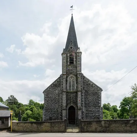 Tastefully Furnished Located In The Heart Of The Ardennes